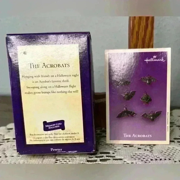 Hallmark Keepsake NEW 2003 Halloween “The Acrobats” set of 6 bat ornaments - Picture 2 of 5